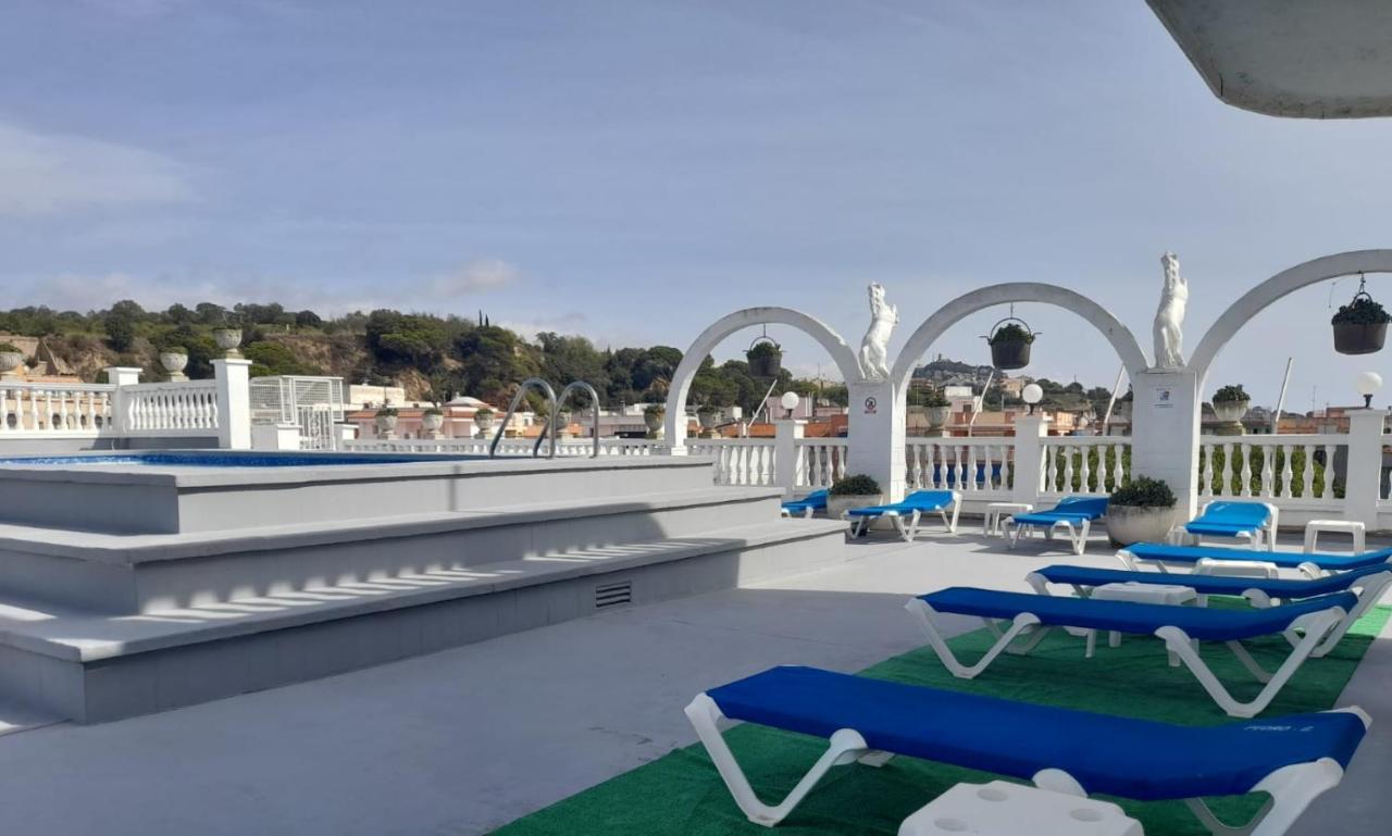 Apartamentos Las Americas - Blanes Beach Экстерьер фото